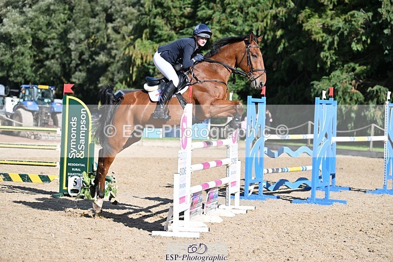 231022-130159-26905 - 327-ENSOR.VAN.HET.HELLEHOF-Francesca.Swallow-SJ