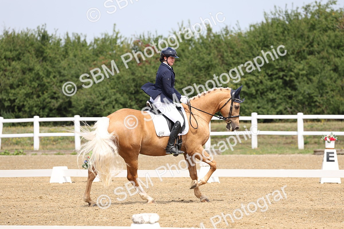 SBM_006133 - Class 6 - novice 6 - 11.50-12.46