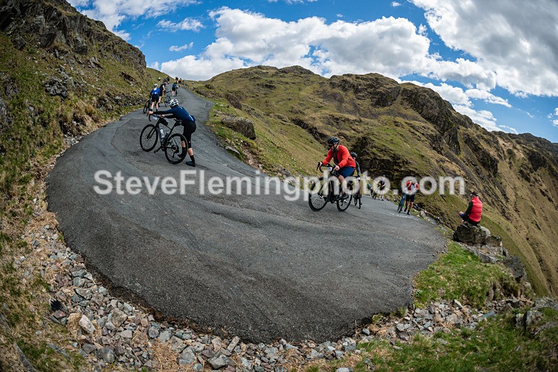 135411 - Hardknott Hairpin 13.00 - 14.00