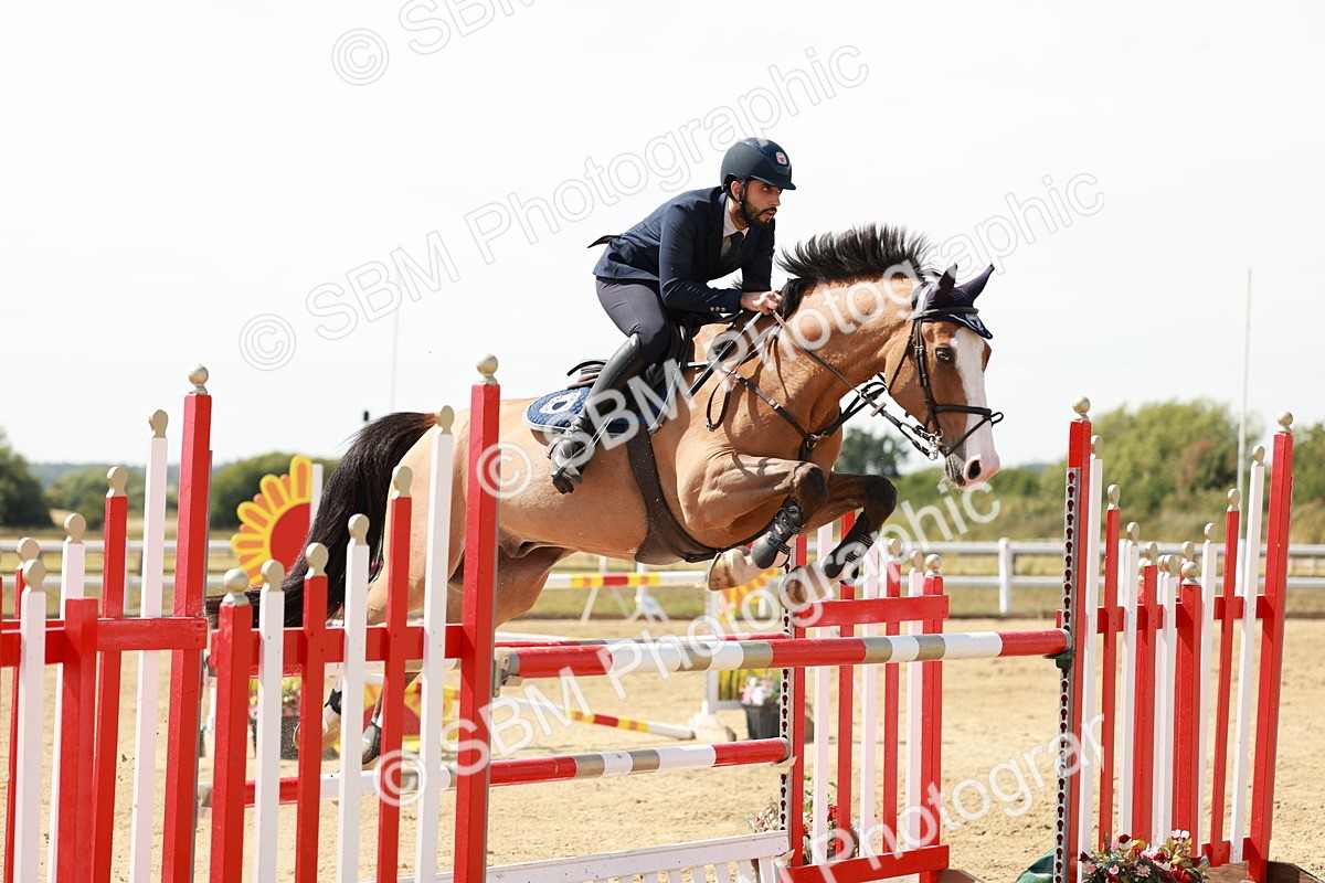 SBM_008048 - Class 4 - Senior Foxhunter - 1.20m Open