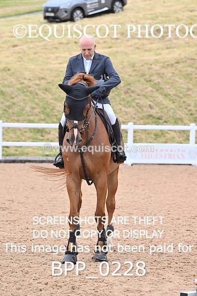 BPP_0228 - CLASS 25 SUN HOYS Redpost Equestrian Senior Foxhunter Second Round