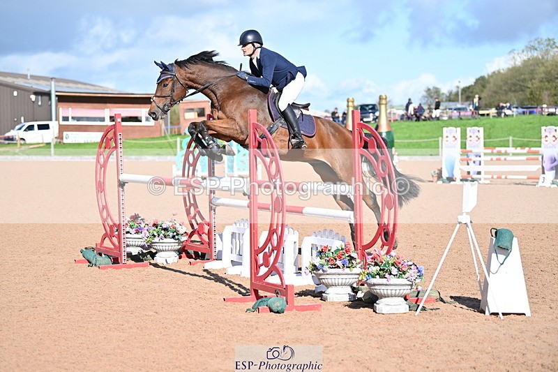 231014A-114637-04481 - Cls 18 Newcomers & 1.10m Open