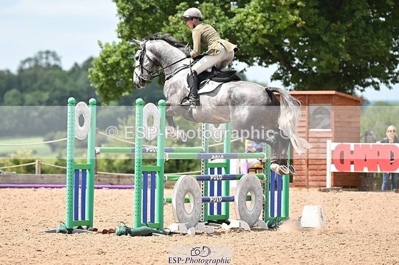 250611-134226-00693 - Cls 6 Snr Foxhunter & 1.20m Open