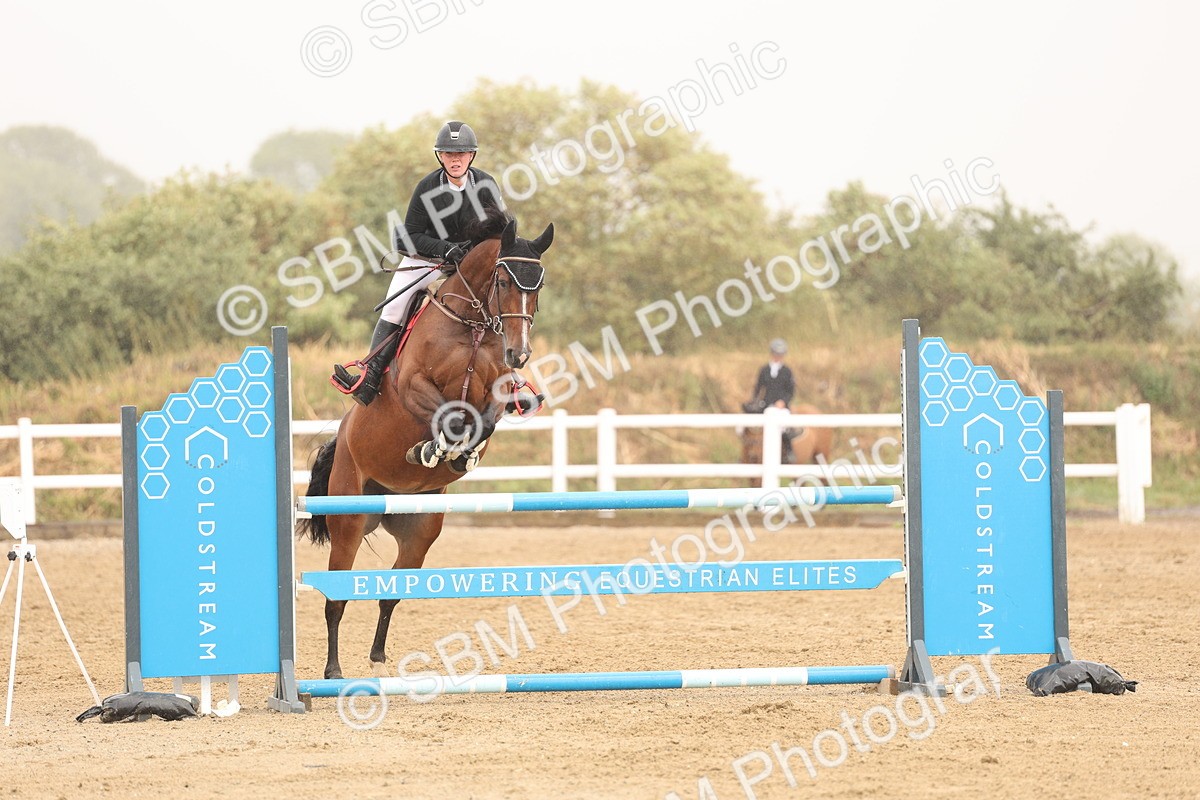 SBM_024186 - Class 6 - Senior Newcomers 1.10m