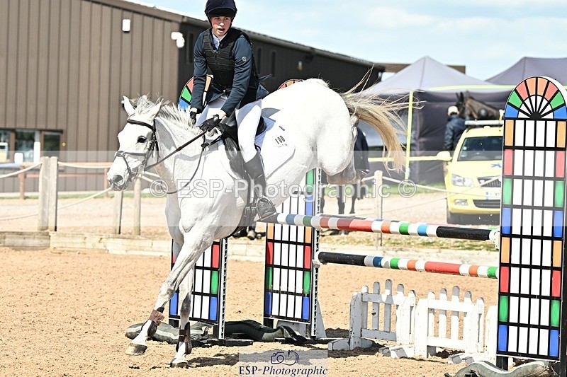 250416-134136-01204 - Cls 4 Newcomers and 1.10m