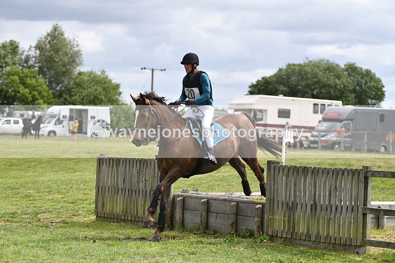 WJ5_2867 - Class 4 60cm