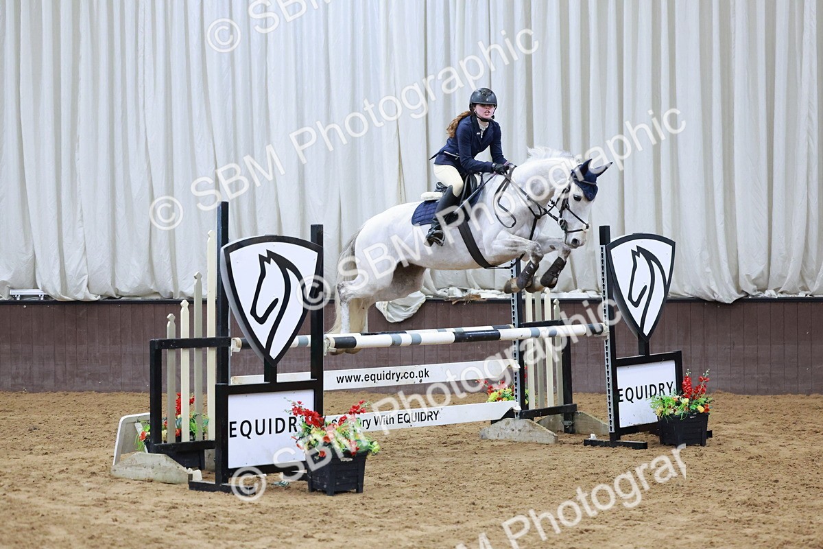 SBM_007657 - Class 24 - Nupafeed Supplements Senior Discovery/ 1m Open