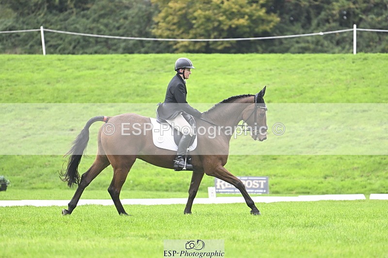 251023A-122510-04077 - F-421-Isabella.Hooton