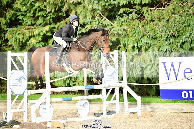 251004A-172706-02434 - Classes 12 & 13 90cm