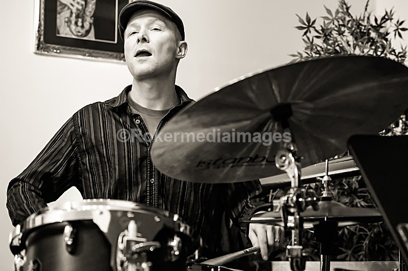 _56A6340 - Art Themen and friends at The Royal Oak Swindon