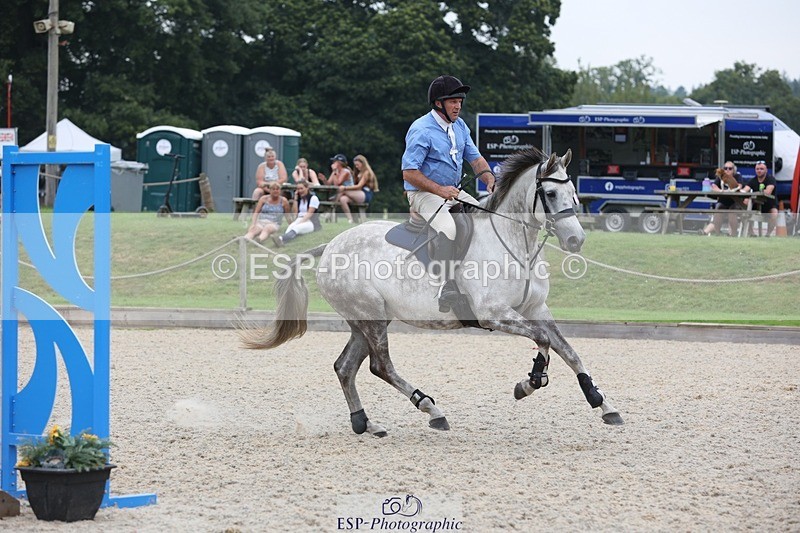 230908-171027-03167 - Cls 9 Snr Newcomers & 1.10m Open