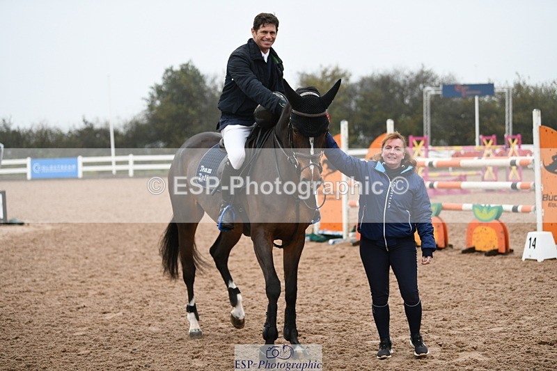 241103A-141754-08400 - SUN Cls 22 Blue Chip Performance Jump Off