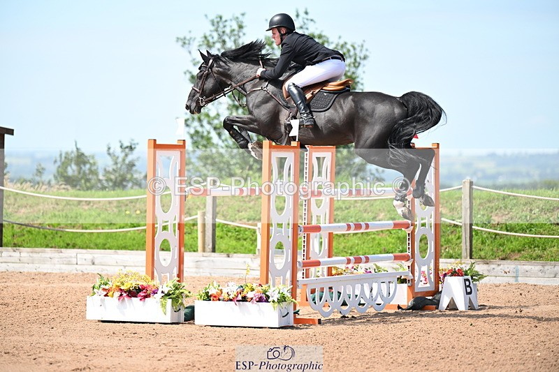 240718A-114455-04862 - Cls 1, 3 Star Small Tour 1.35m