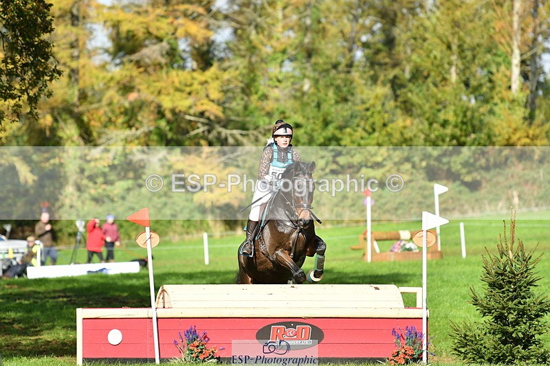 251025A-141810-21173 - G-507-Dominique.Kinnaird-Ainley