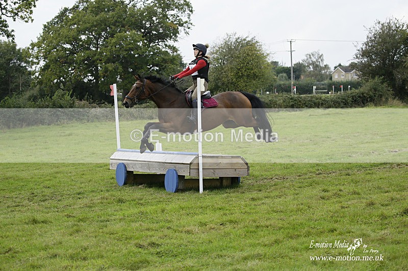  WWHT 171021 2302 - Novice Pairs (0.80m)  17/10/21