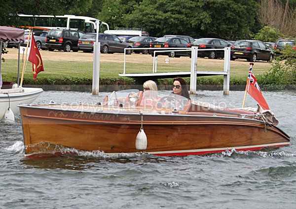 100702 PANORAMA HENLEY REGATTA IMG_9762 - HENLEY REGATTA - FRIDAY 2nd JULY 2010