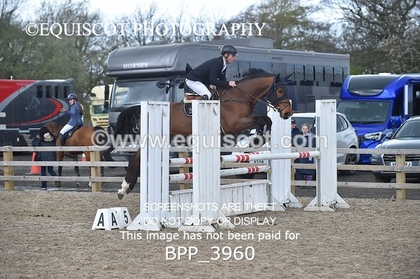 BPP_3960 - CLASS 4 Senior Newcomers/ 1.10m Open