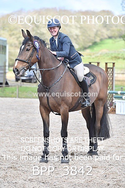 BPP_3842 - CLASS 3 FRI Senior British Novice/ 90cm Open
