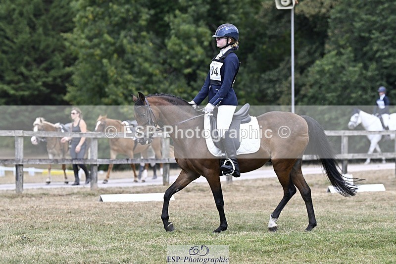 250822A-114014-22328 - DR 11.00 to 12.00