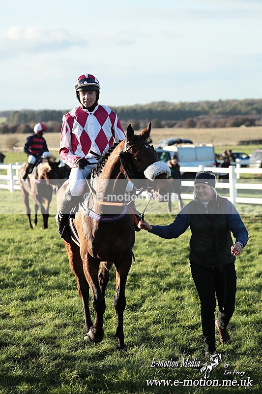 PtP 301125  0793 - Hursley Hambledon Point-to-Point Larkhill Racecourse 30/12/2025