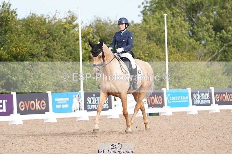 250906-094220-01174 - 025-Carrie.EveGekkos.Gold