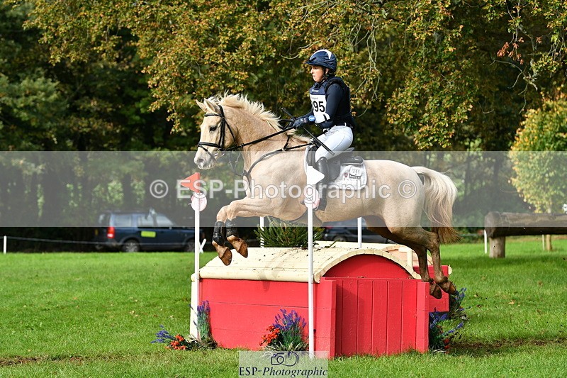 251025A-112446-18765 - E-395-Rolline.OCallaghan