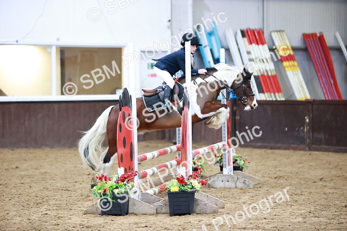 SBM_000172 - Class 1 - Pony Intro 70cm