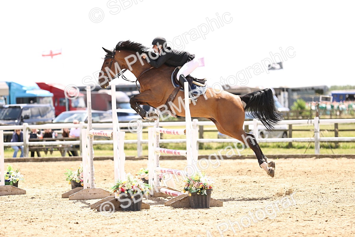 SBM_003847 - Class 22 - Senior Foxhunter 1.20m