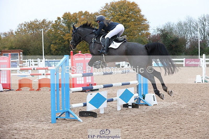 231112A-132254-04430 - Cls 20 Newcomers & 1.10m Open