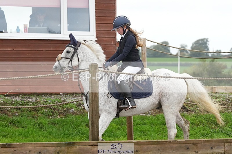 250920-154026-01484 - Cls 21 Pony Intro 80cm Derby