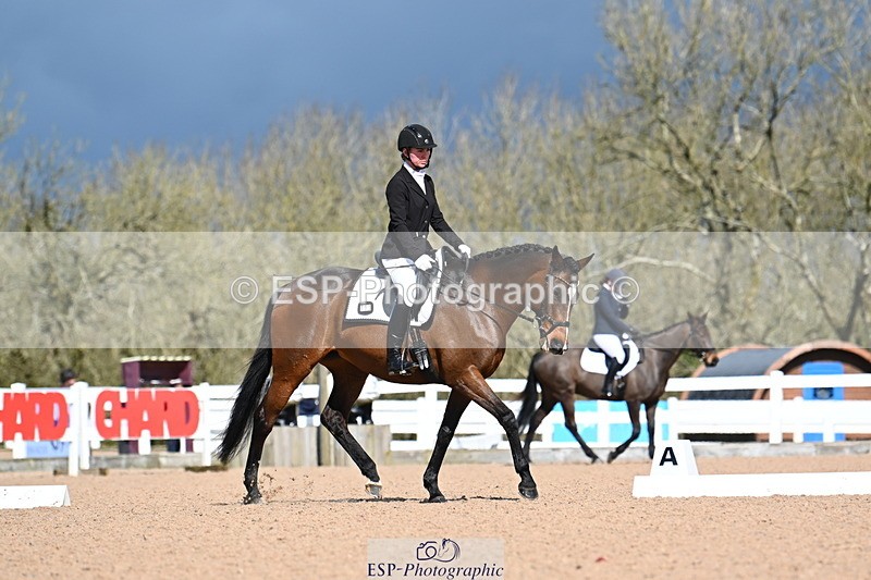 240323A-112023-02587 - DR Novice 24