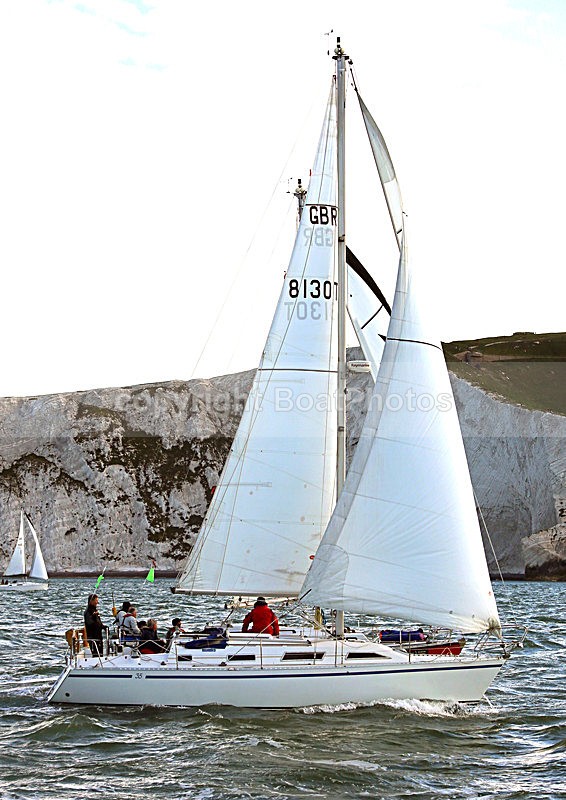 130601 GBR8130T WT7A8047 - ROUND THE ISLAND RACE - 1st June 2013