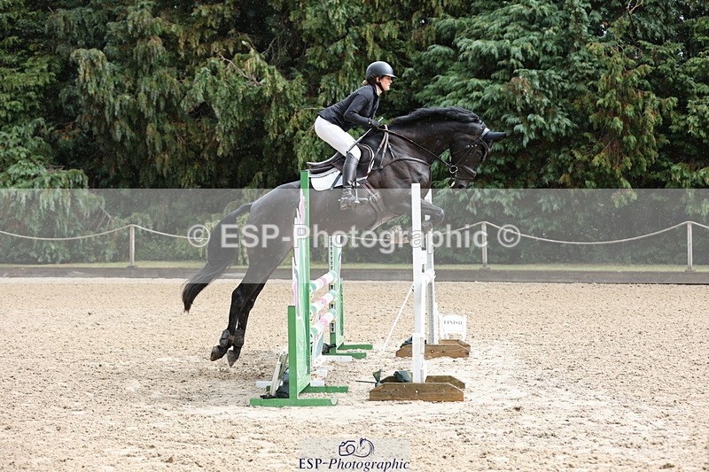 250831A-120916-10112 - Cls 42 Snr 1m Grand Prix