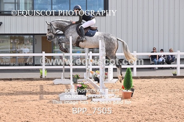 BPP_7505 - CLASS 15 FRI Senior 1.05m Open