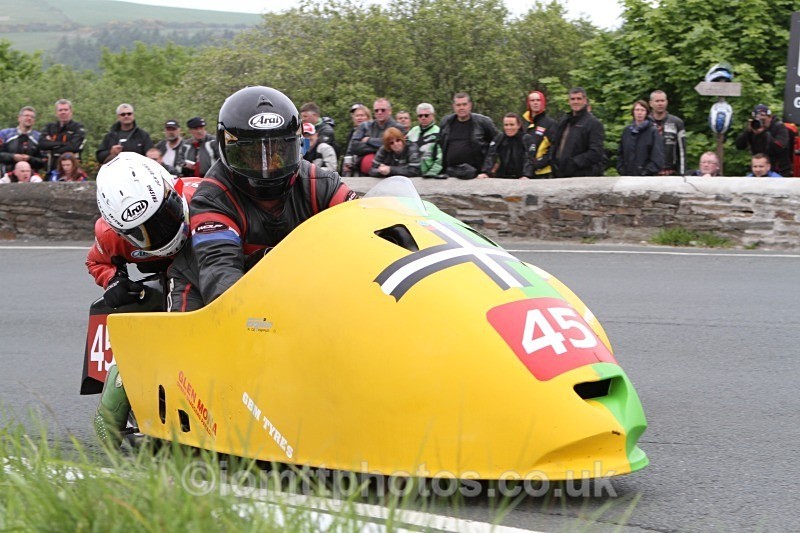  - Sidecar Race 1