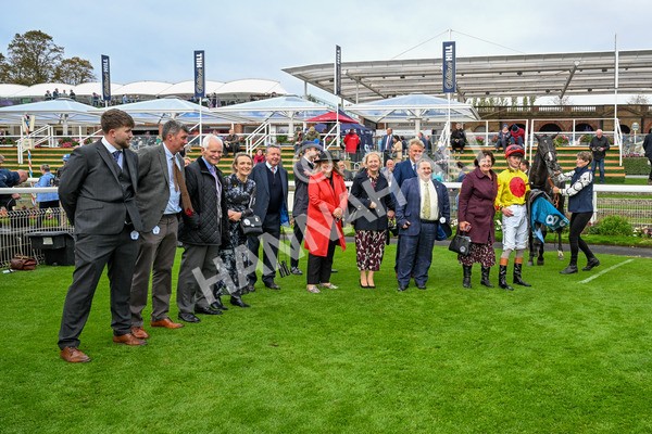 101025-Race 5-Go Vince Go-0481 - Race 5 Parsonage Hotel And Cloisters Spa Nursery Handicap at York