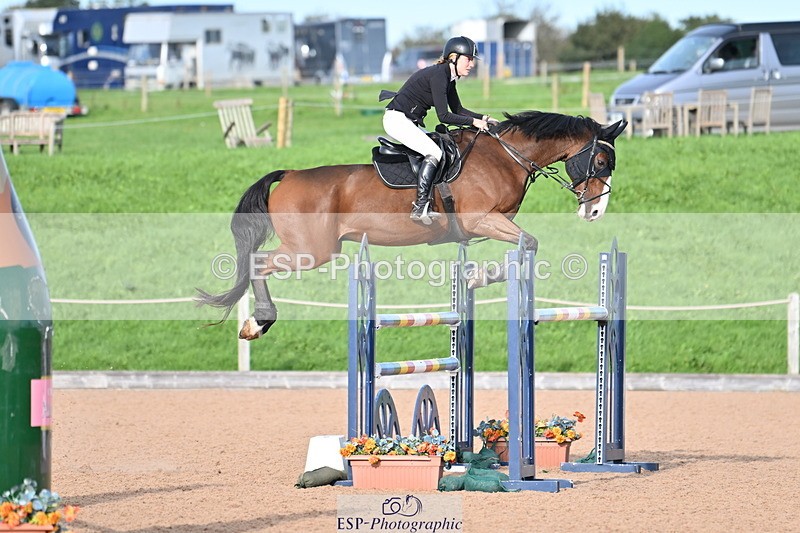 231015A-152952-09045 - Cls 32 National 1.30 & 1.40m Open