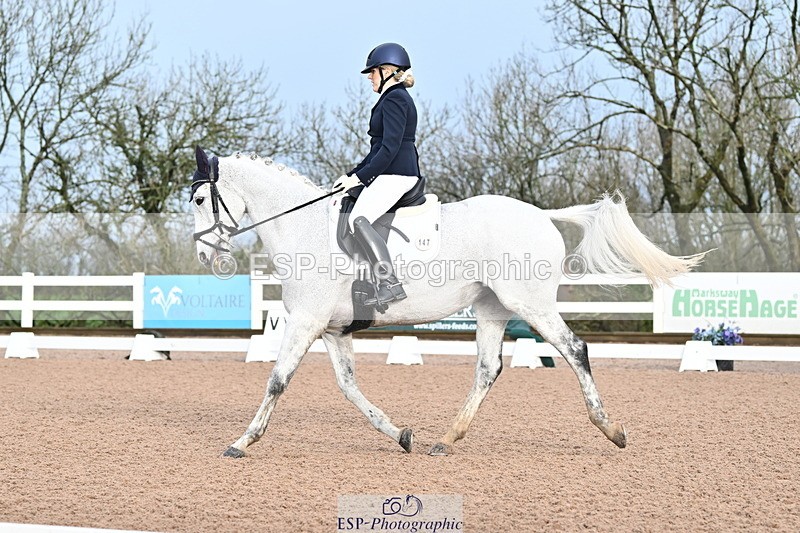 240218A-091836-04721 - 147-Tammie.Wells-Silver.moonshine