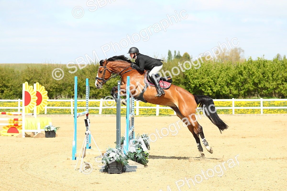 SBM_001269 - Class 5 - Senior Foxhunter 1.20m