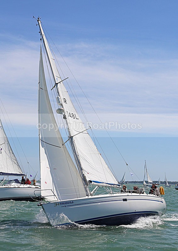 130601 TRISULI GBR2048L WT7A0923 - ROUND THE ISLAND RACE - 1st June 2013