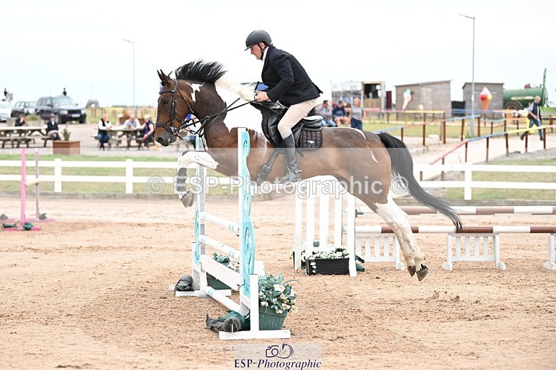 250727-085630-08651 - Cls 31 British Novice and 90cm