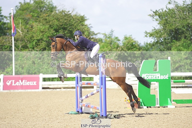 230729A-110902-04758 - Cls 21 Discovery & 1m Open