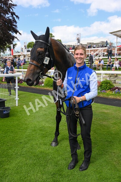 yr10062022r4-43 - Race 4 3.30pm Seat Unique Ganton Stakes