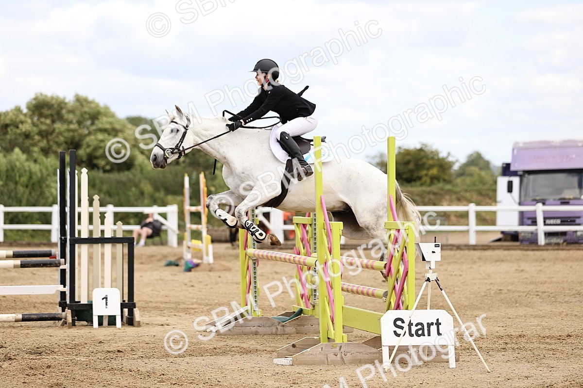 SBM_000024 - Class 3 - 90cm showjumping