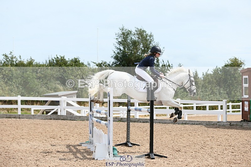 230716A-150711-04214 - Class 25a Pony Fox & 1.10 Open