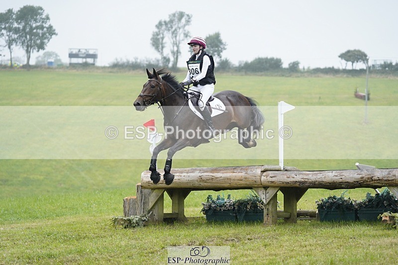 240901A-110940-05938 - 306-Abi.Stuart-DUKES.VISION