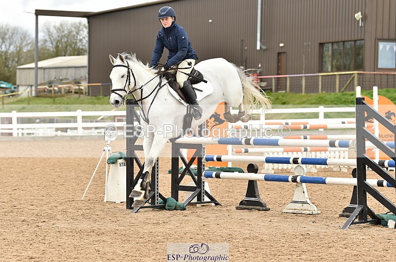 240403A-140538-00709 - Cls 4 Newcomers and 1.10m Open