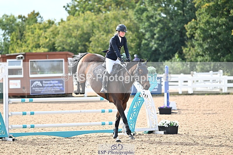 241004A-124131-02008 - Fri 09 95cm Amateur Quals