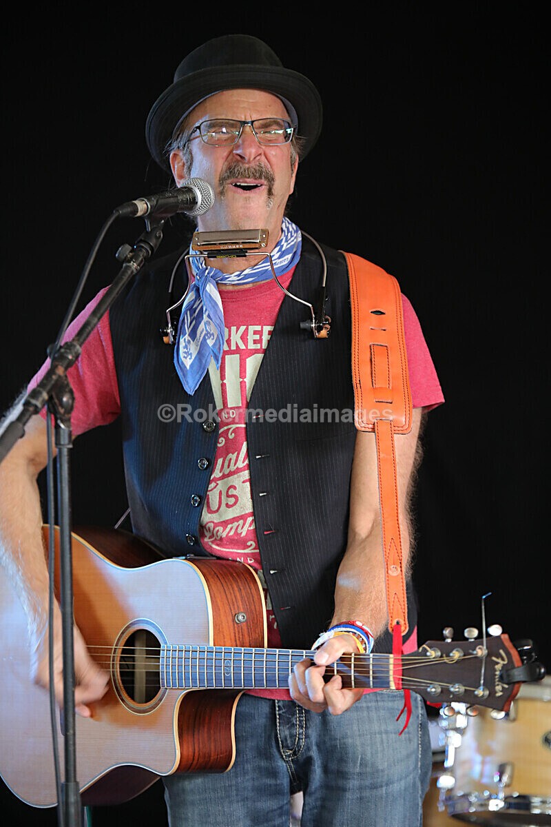 FOLK N BLUES-141 - FOLK and BLUES SEPT 2022