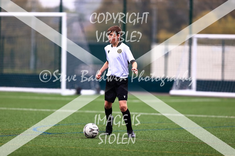 1DX30771 - 2025-10-12 FC Abbey Meads U15 Blue V Hungerford Town Juniors U15 Black